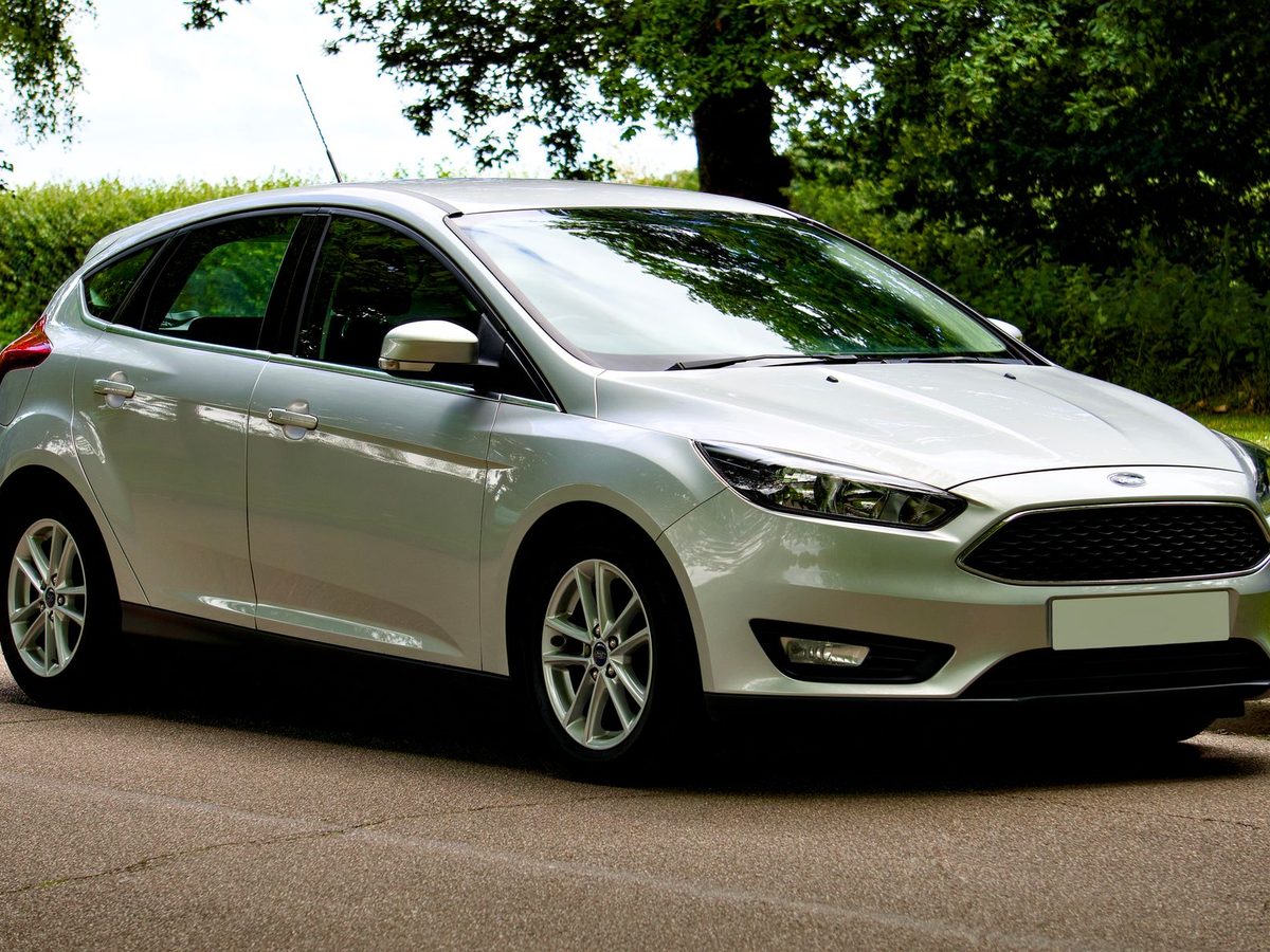 Ford Focus gris