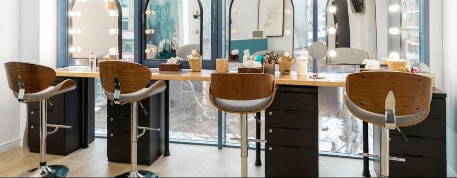 Brava — ejemplo de web para peluquería y estética